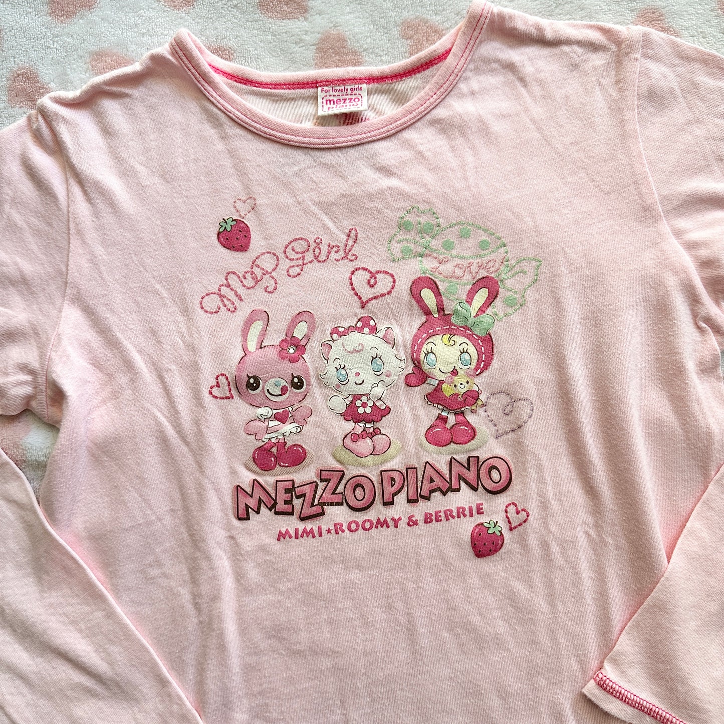 pink mezzo piano strawberry friends graphic longsleeve ☆🍓