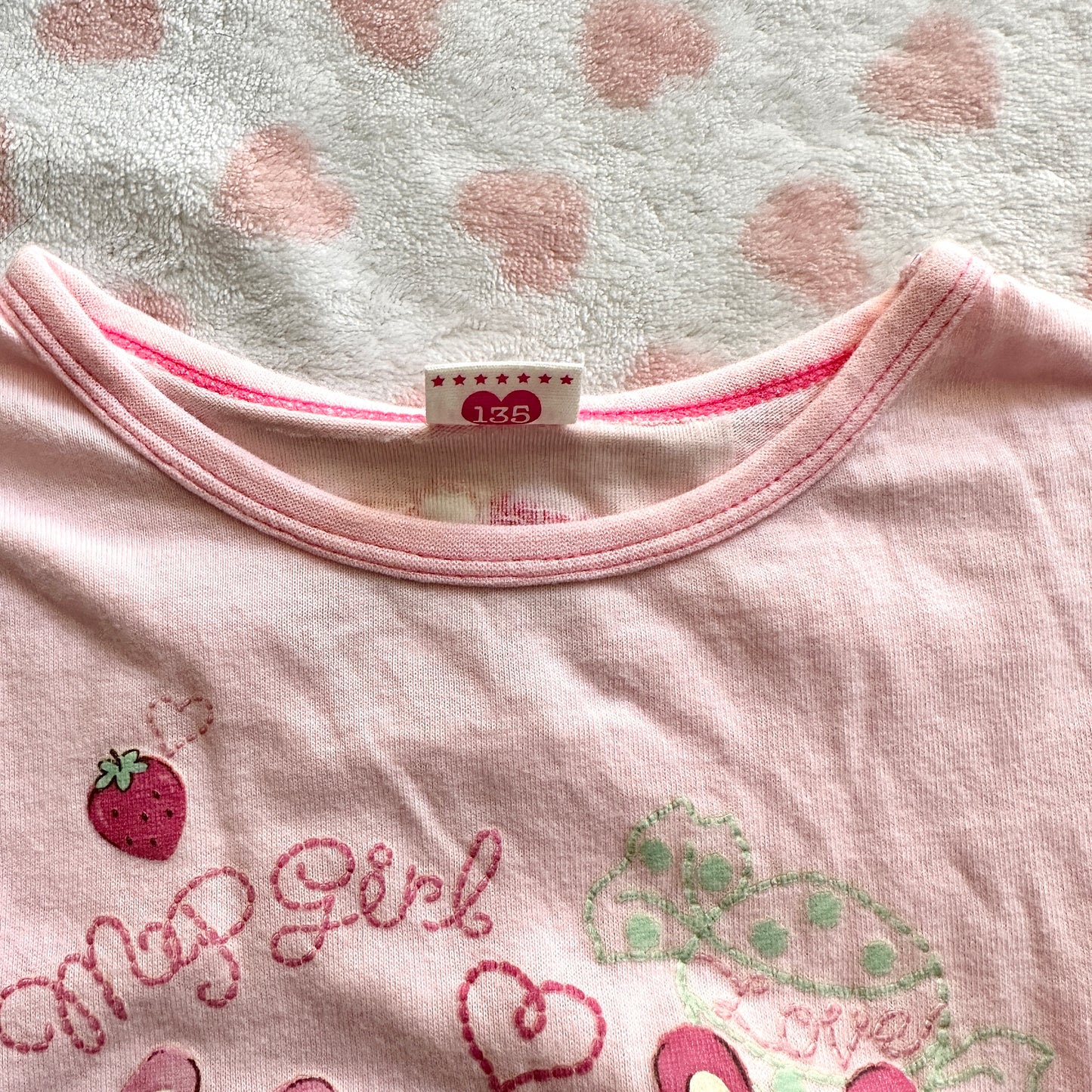 pink mezzo piano strawberry friends graphic longsleeve ☆🍓