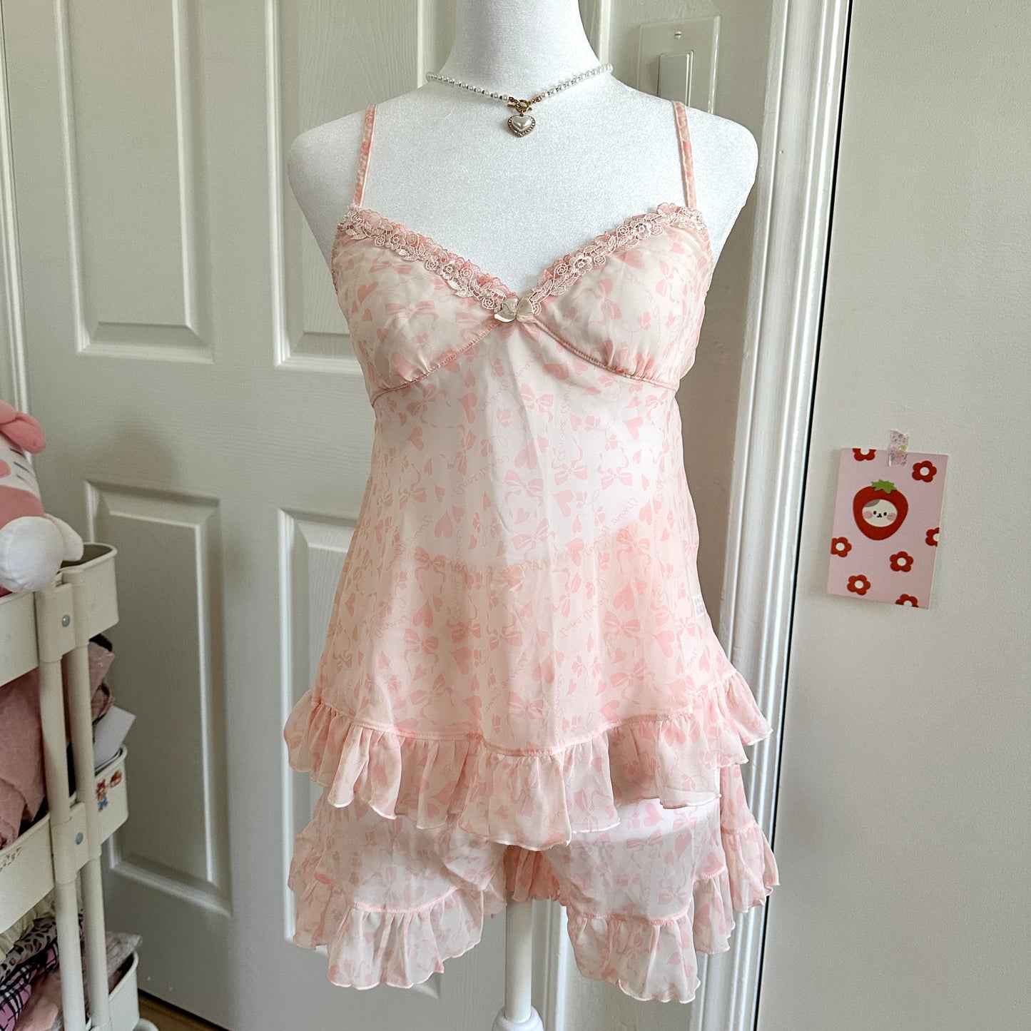 light pink silky lace ribbon hearts camisole set ☆ – fromsuzu