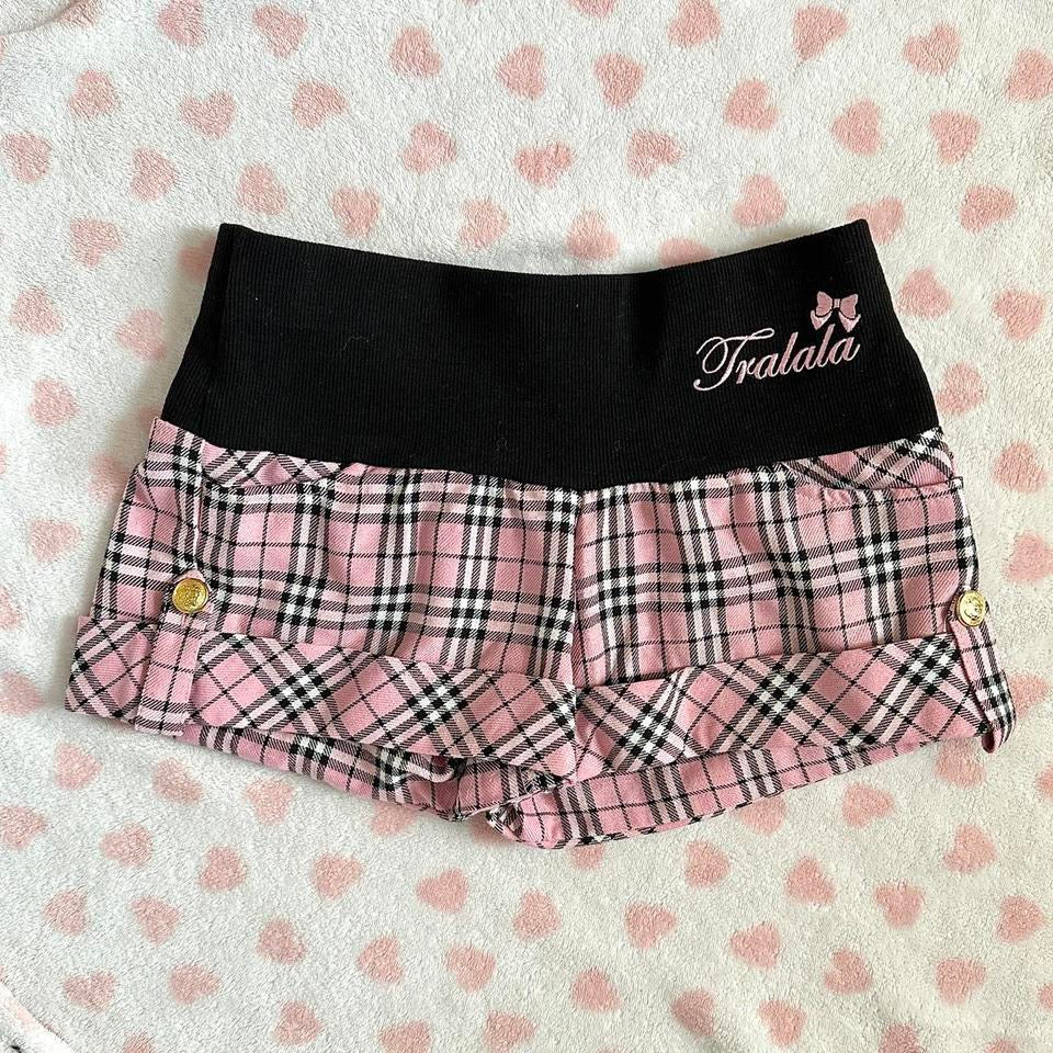 pink & black tralala plaid shorts