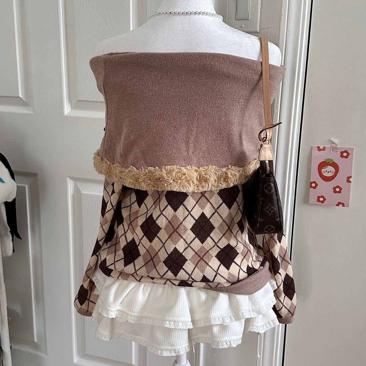 brown & cream argyle off shoulder long sleeve w fur ☆