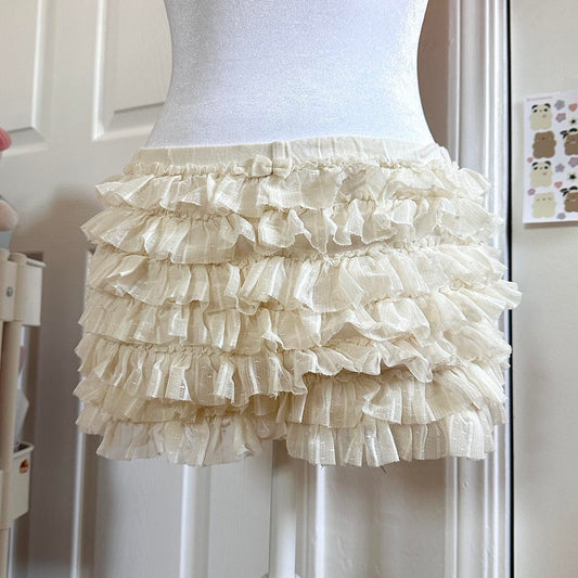 gelato pique cream lace ruffle bloomer shorts ☆